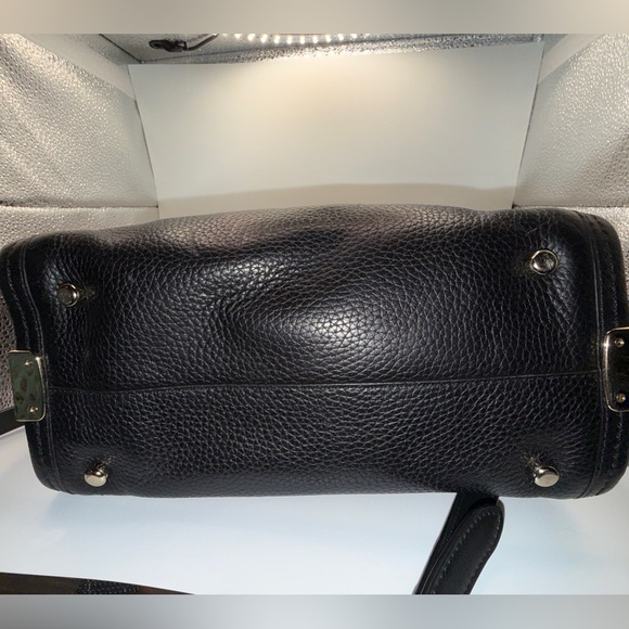 Coach Swagger 27 in Black Pebbled Leather – Gold Hardware - Picture 8 of 11